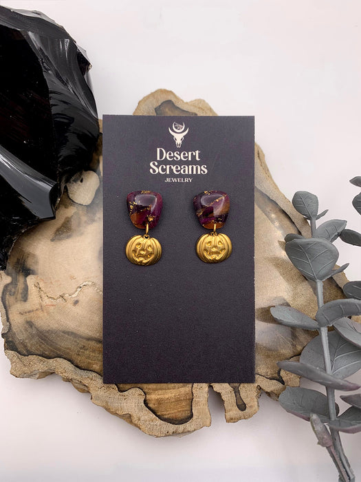 ‘Hallow Studs’ in Witch’s Brew Marble